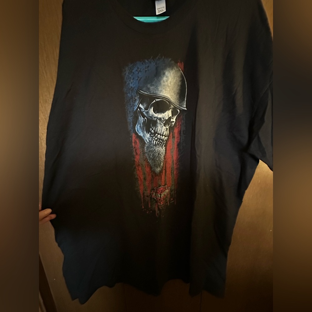 Men’s Harley-Davidson Black and Red Skull Tee